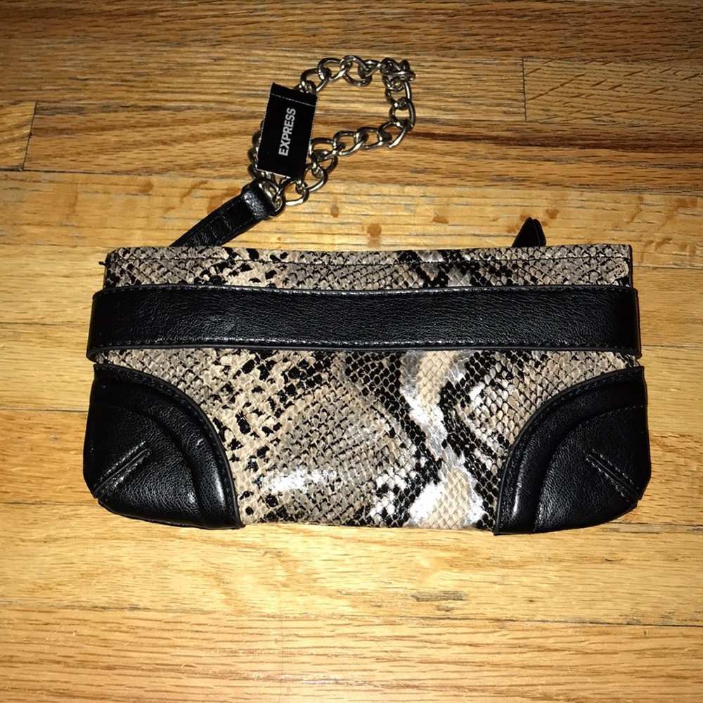 Express Wristlet